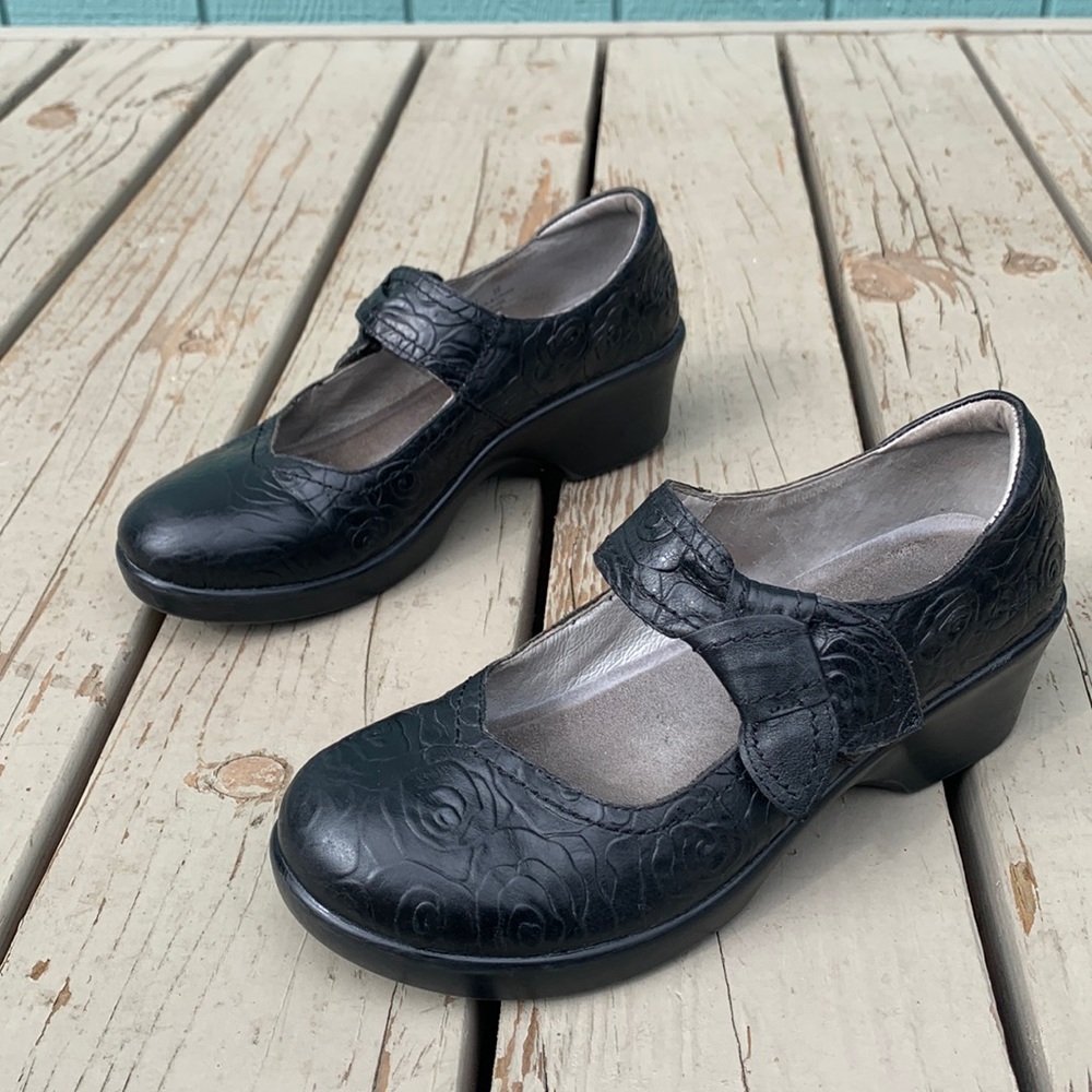 embossed roses black Mary Janes